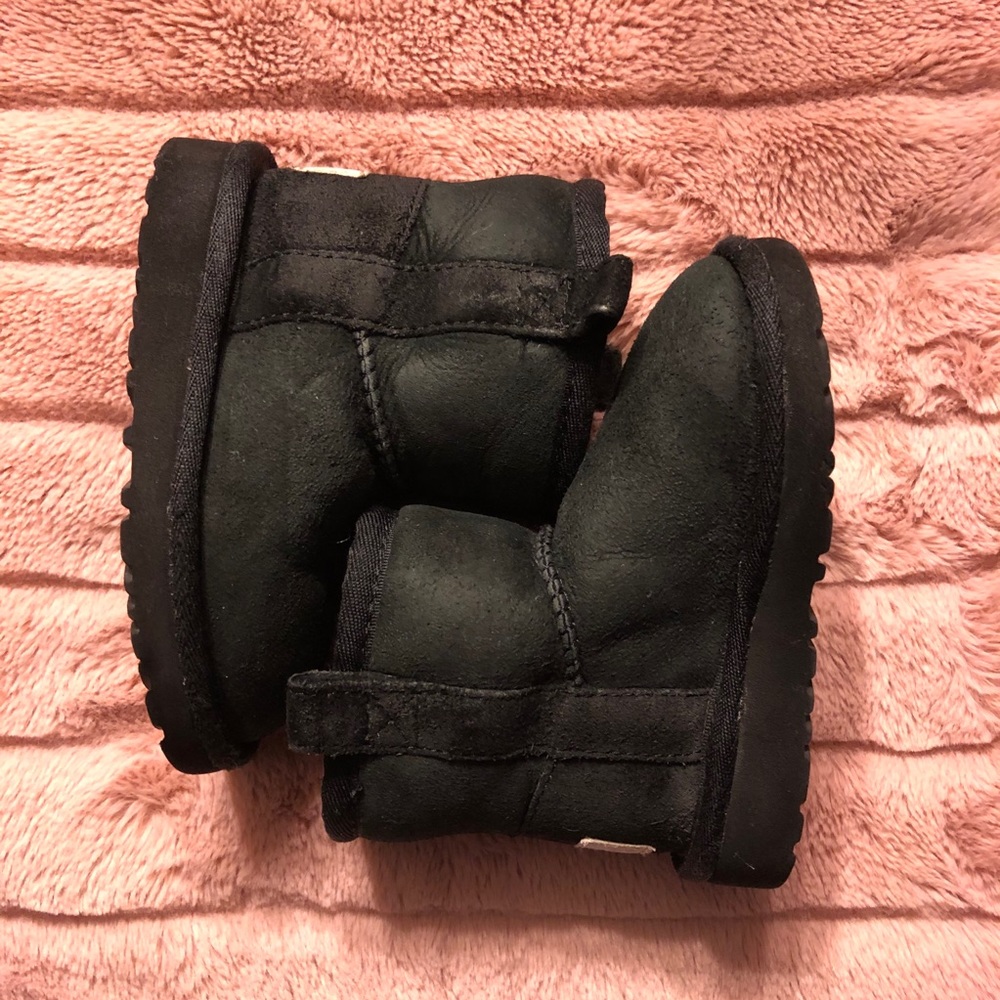 Ugg Classic Mini Short Boot Black